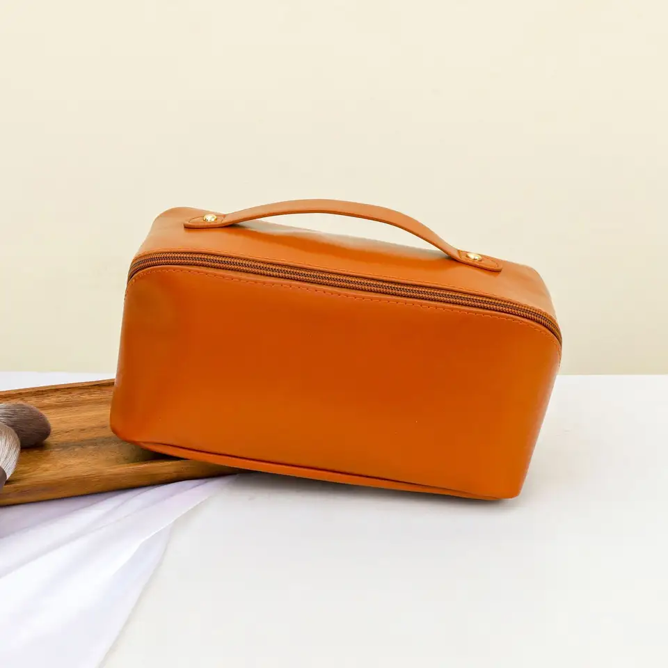 Travel Makeup Bag [PRE-ORDER]